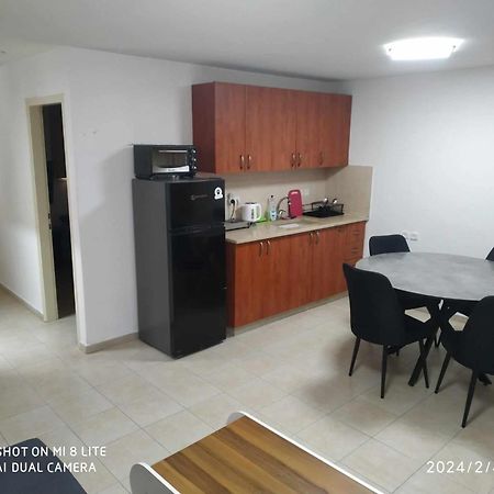 Amir'S Apartments Тел Авив Екстериор снимка